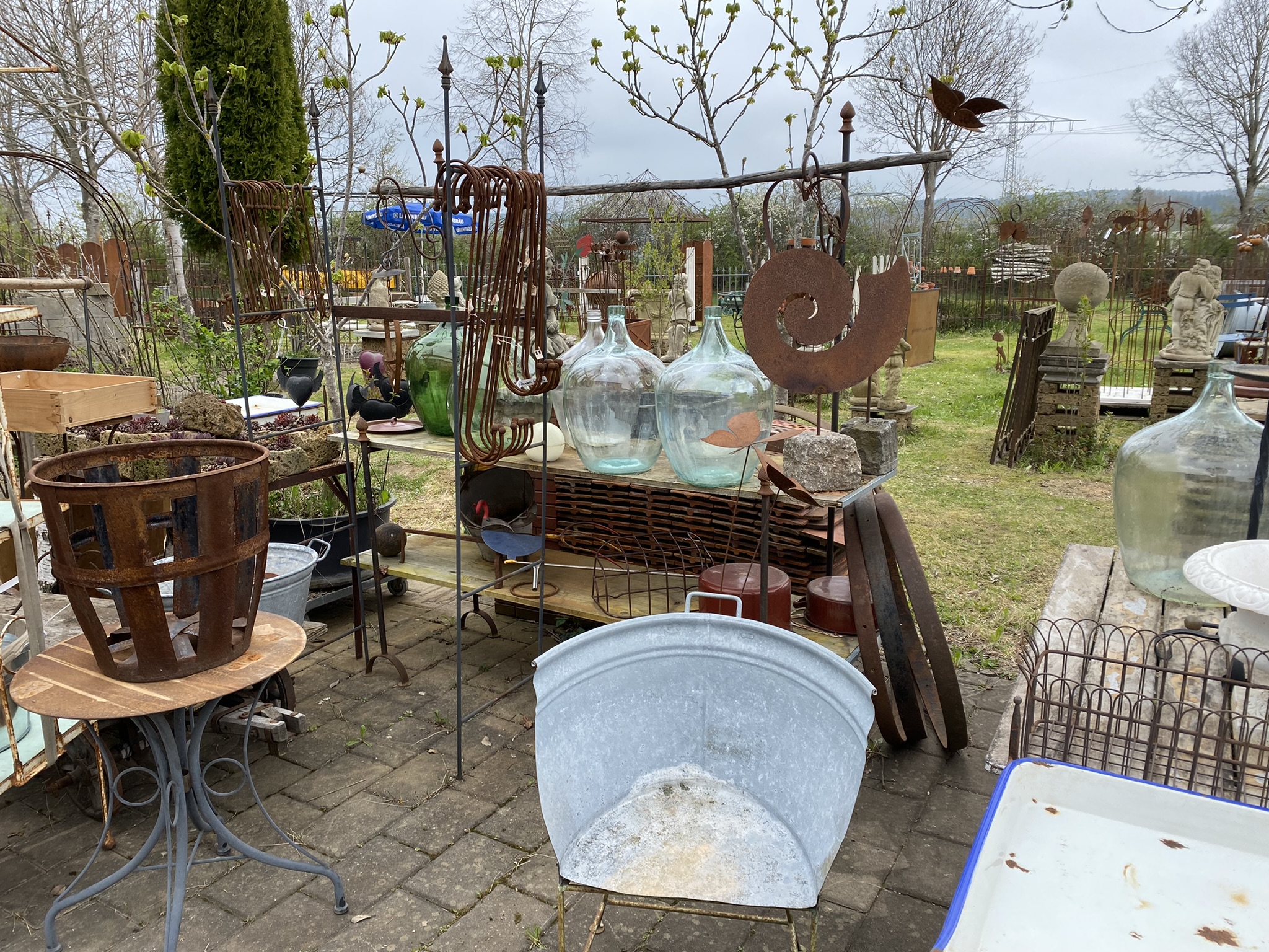 ZEITLOS Antik & Garten in Schongau